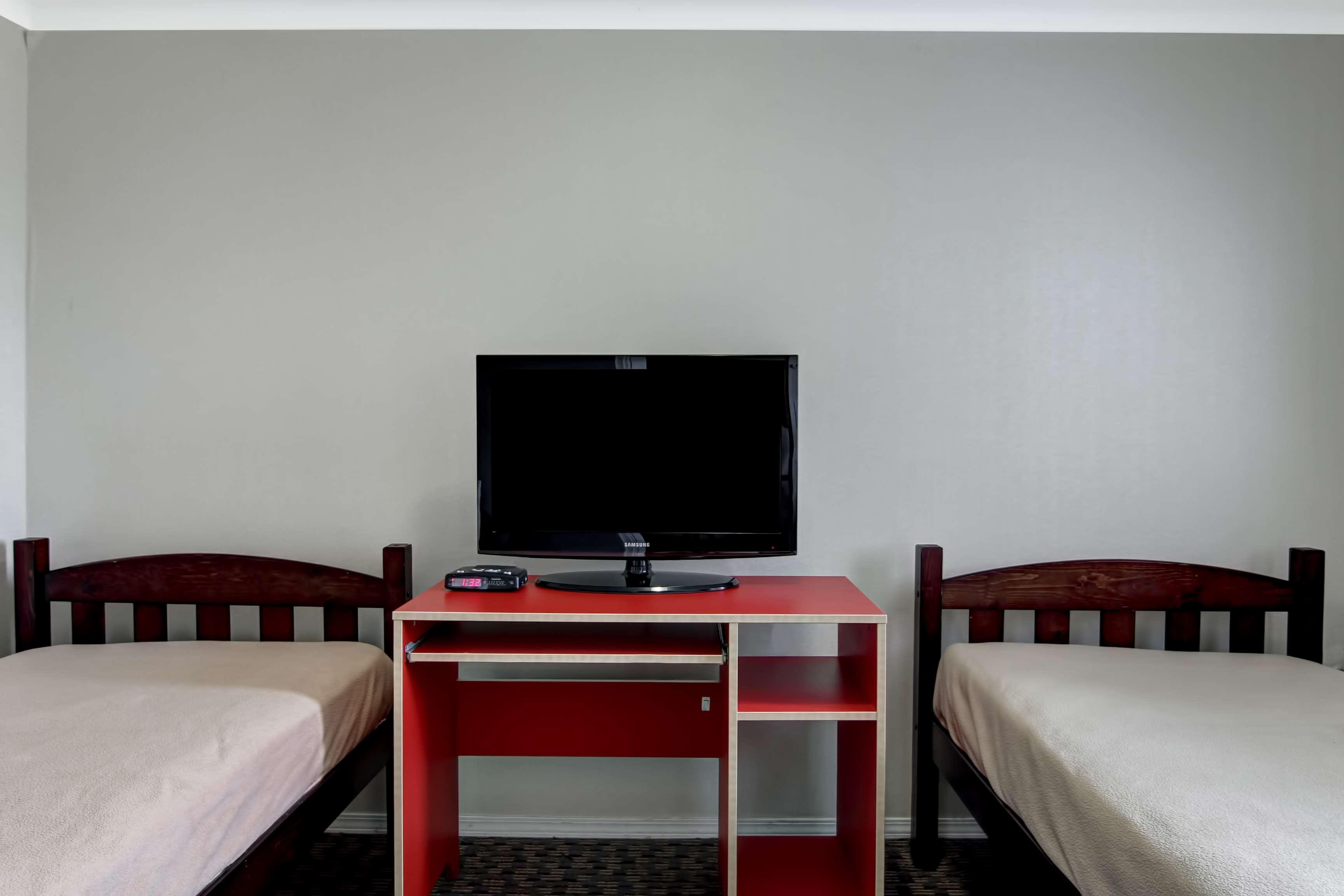 אדמונטון Best Western Cedar Park Inn מראה חיצוני תמונה