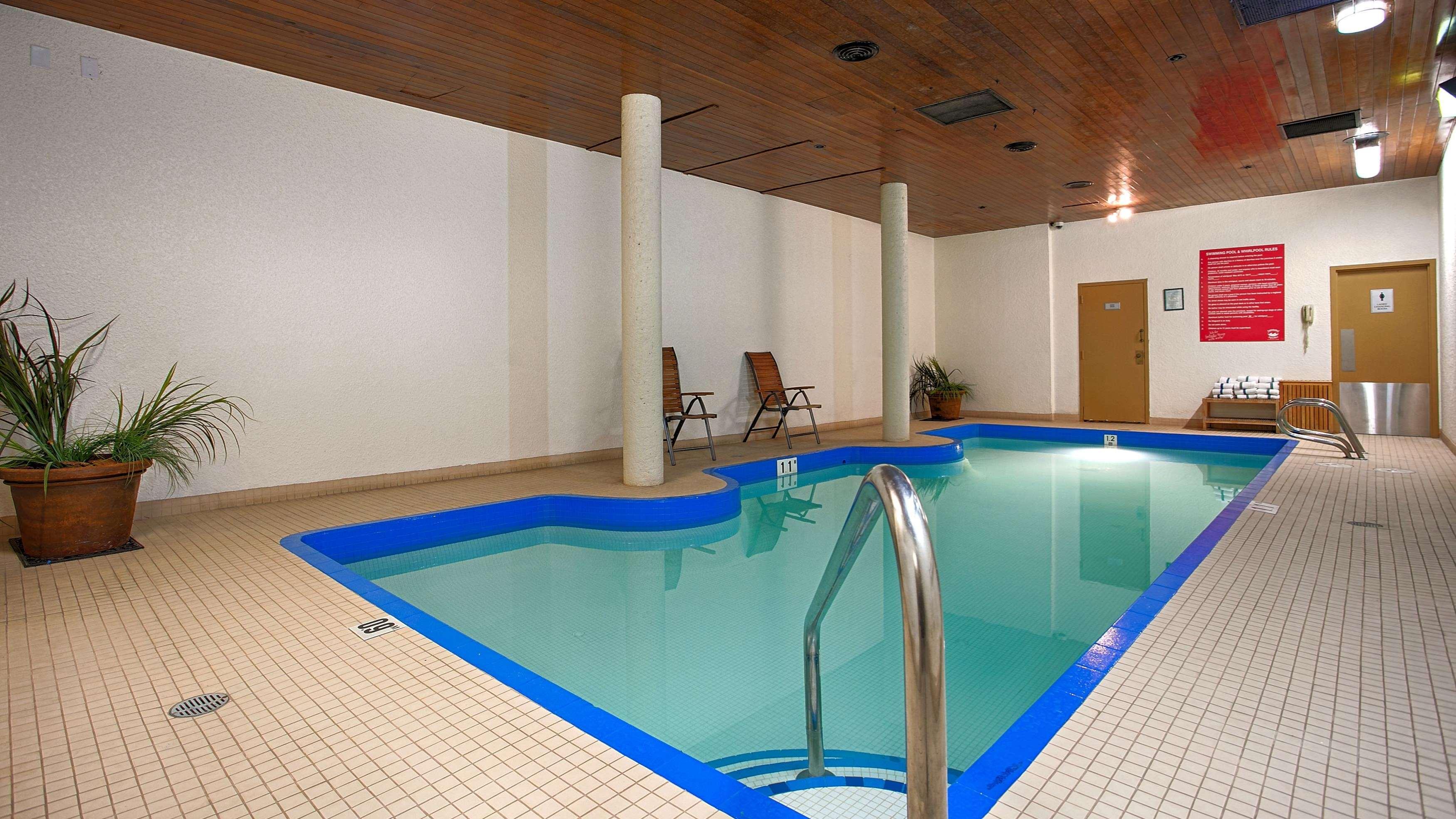 אדמונטון Best Western Cedar Park Inn מראה חיצוני תמונה