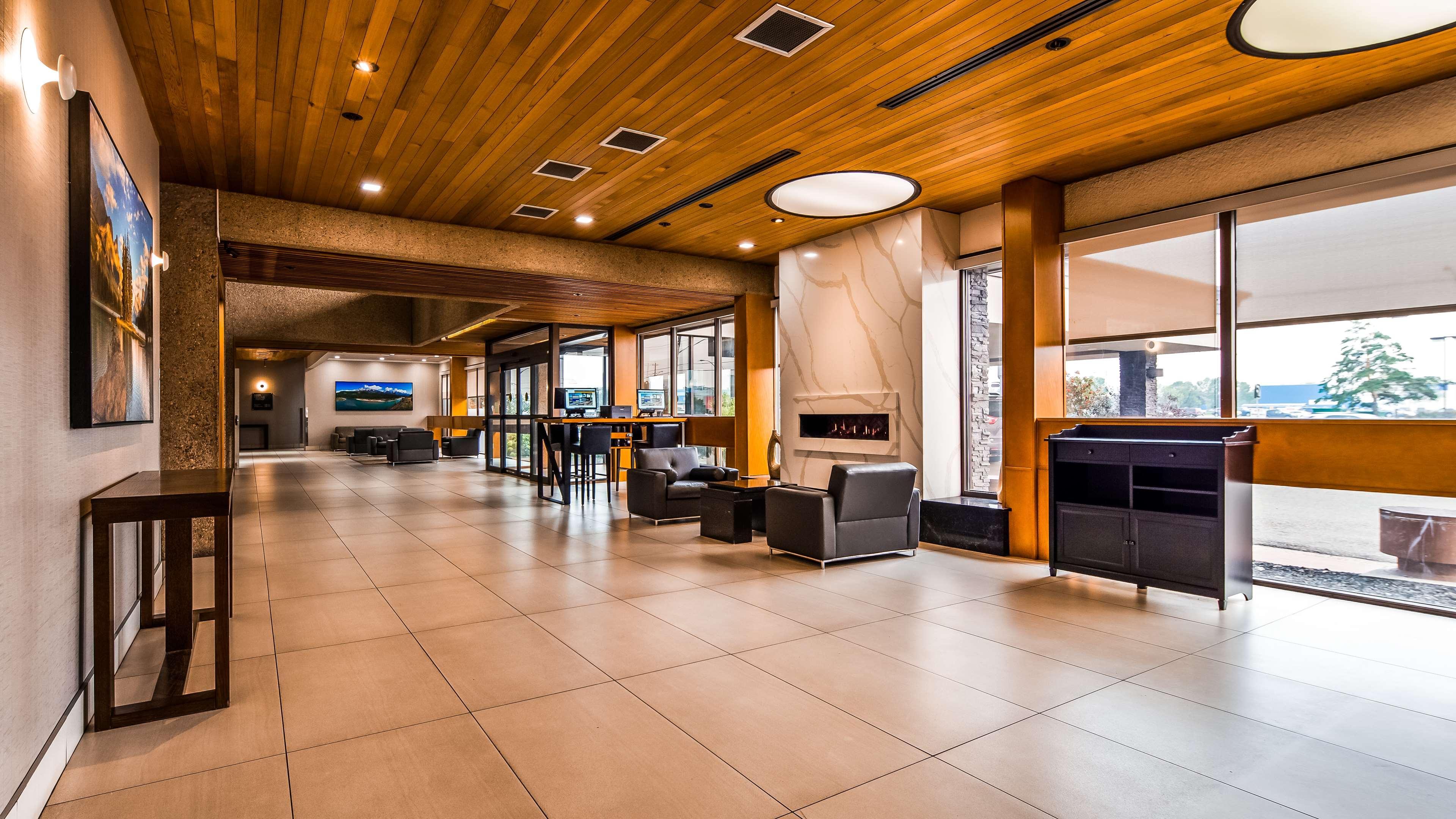 אדמונטון Best Western Cedar Park Inn מראה חיצוני תמונה