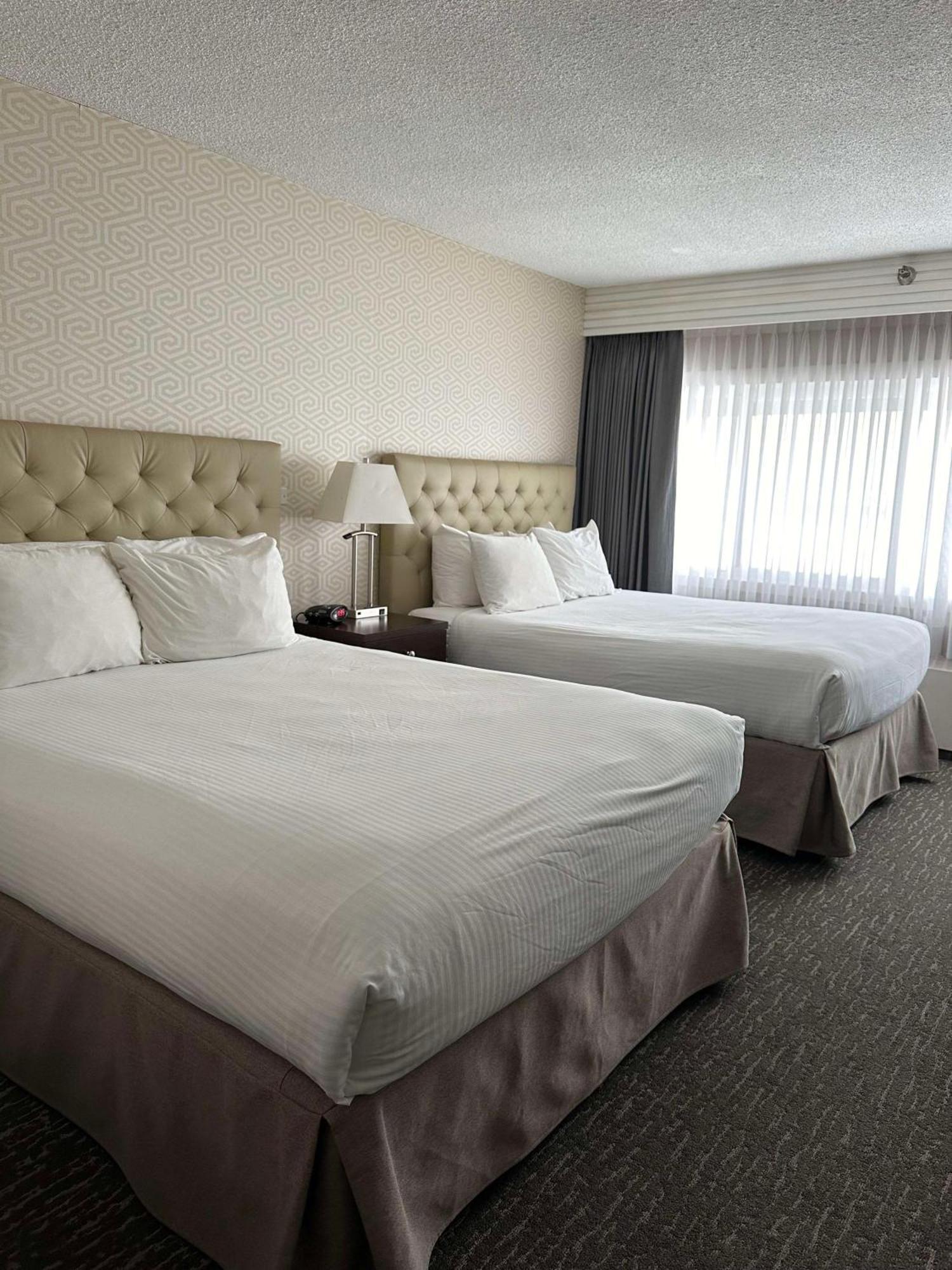 אדמונטון Best Western Cedar Park Inn מראה חיצוני תמונה